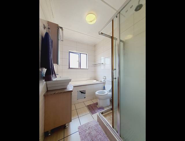2 BEDROOM APARTMENT FOR SALE IN NOORDWYK